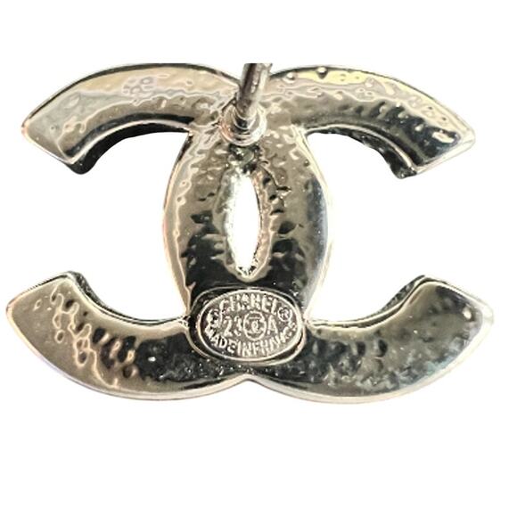 Platinum Plated CHANEL Crystal Black Stud Earrings Autumn 2023 (CHXX018) - Picture 4 of 5